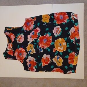 Floral sleeveless blouse
